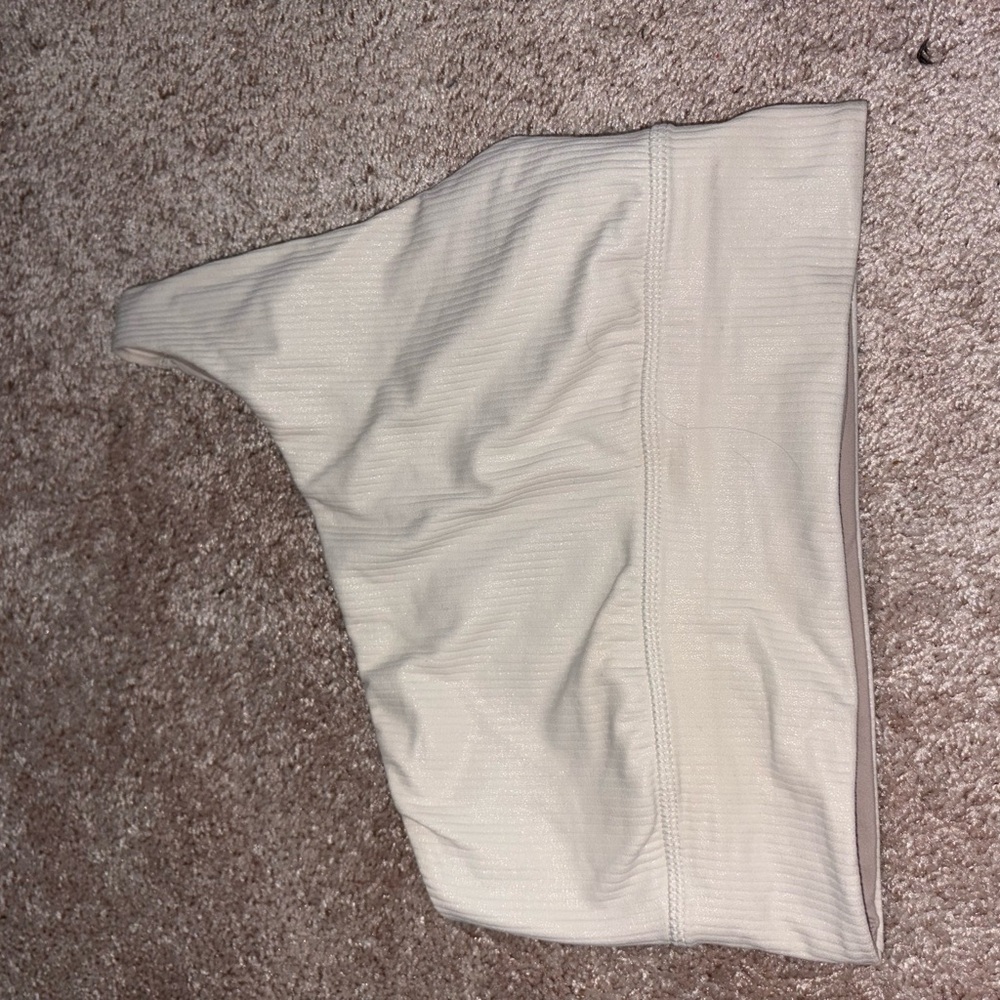 Lululemon Athletica Cream Ribbed Top